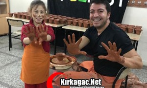 Kırkağaç’lı öğrenciler çömlek sanatını öğreniyor