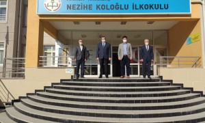 Nezihe Koloğlu okuluna protokol ziyareti