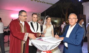 Başkan Gedüz oğlu Niyazi Gedüz’ü evlendirdi